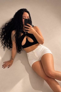 Mia